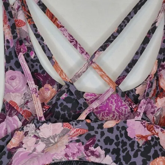 0X 12W Large Torrid Black Cheetah Floral Strappy Back Active Sports Bra Pink NWT