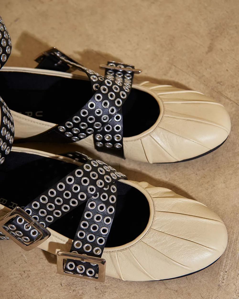 BUTTER KAT FLATS