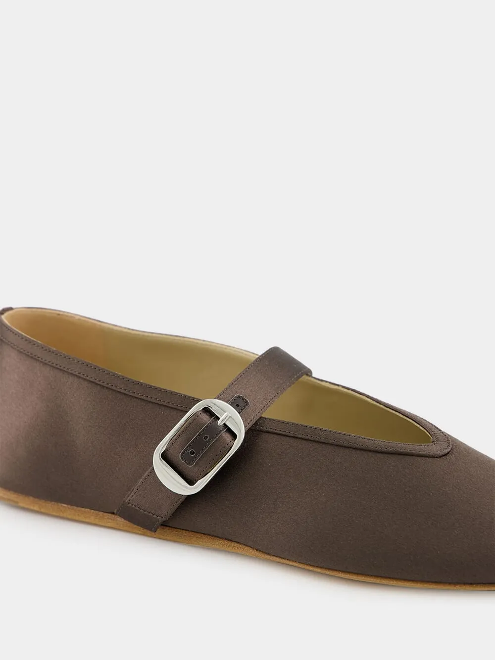 Chocolate Stella Slippers