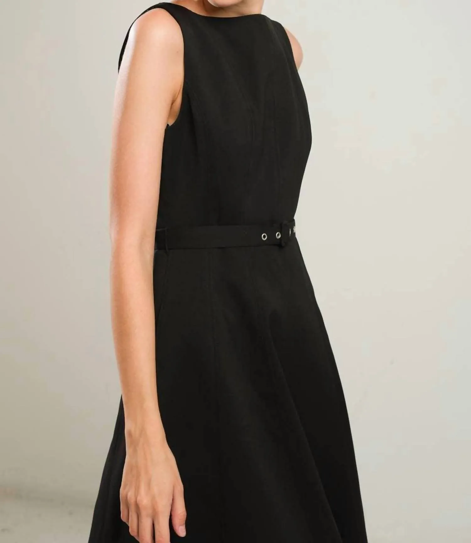 Elizabeth Midi Dress In Black
