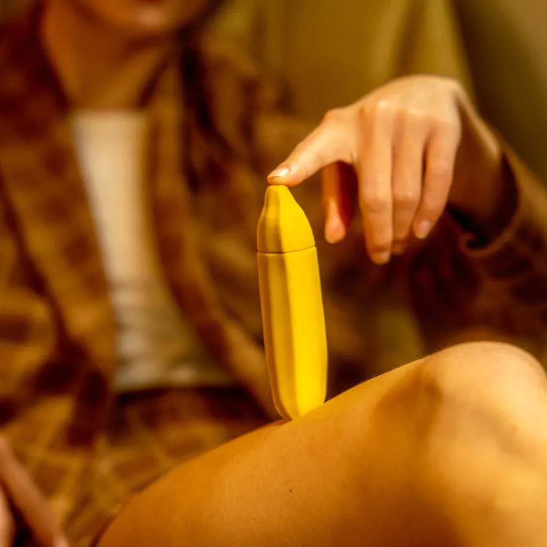Emojibator Banana