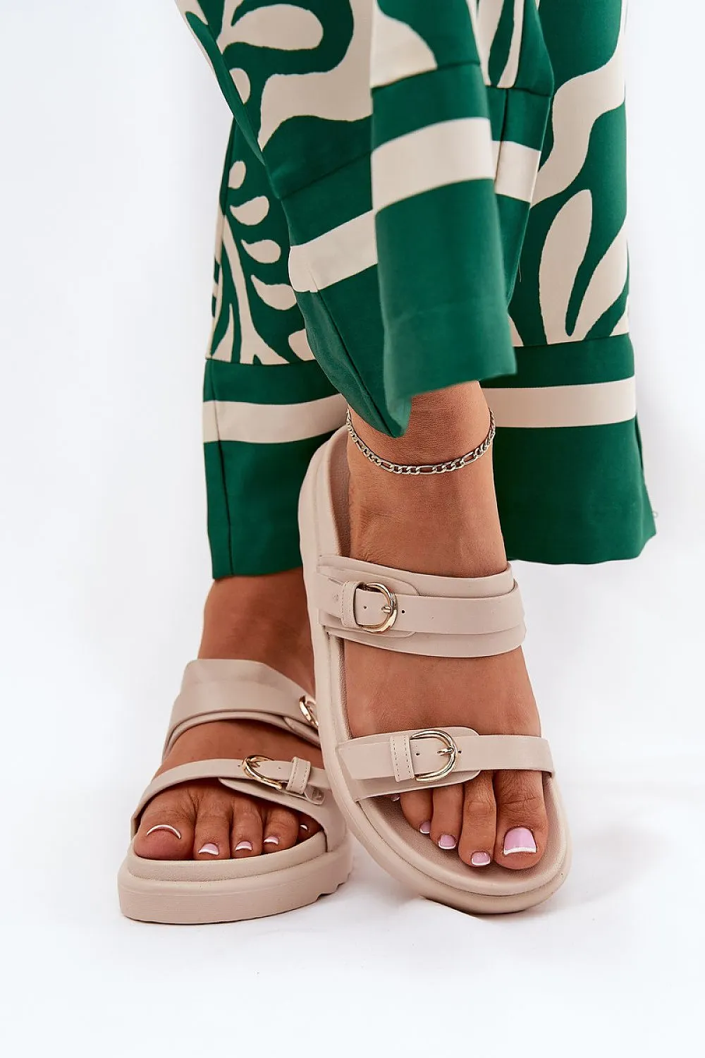 Flip-flops Step in style