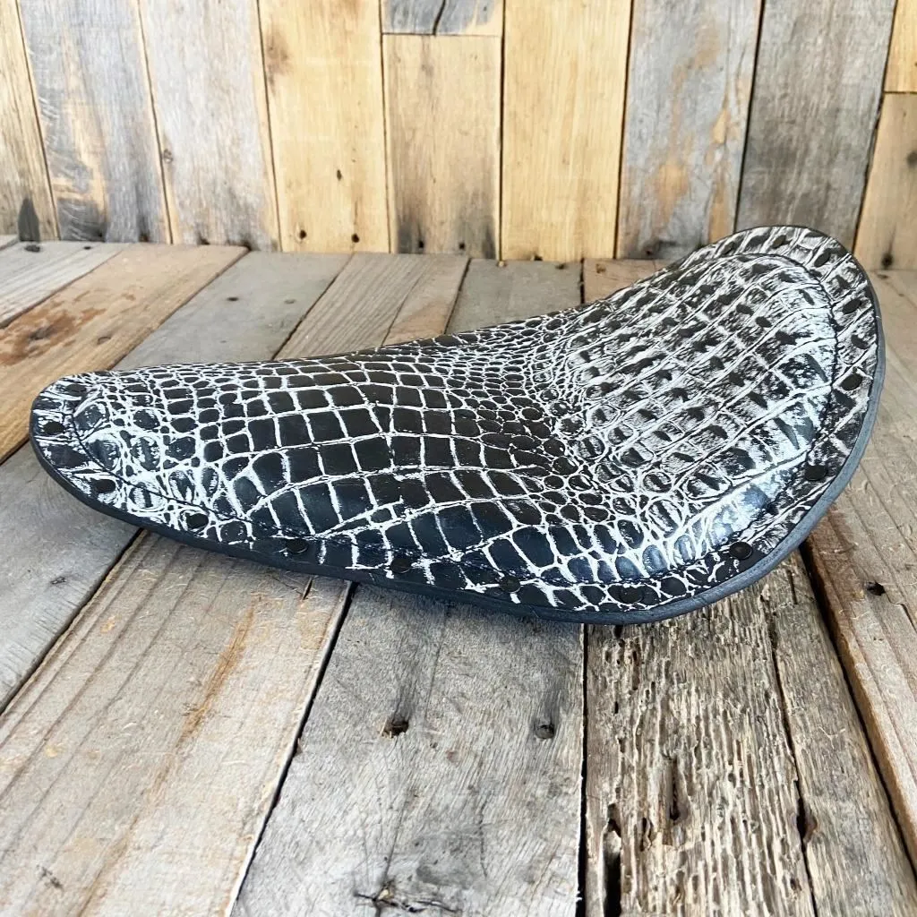 Harley Sportster Spring Seat Chopper Bobber Black White Random Alligator Rivets