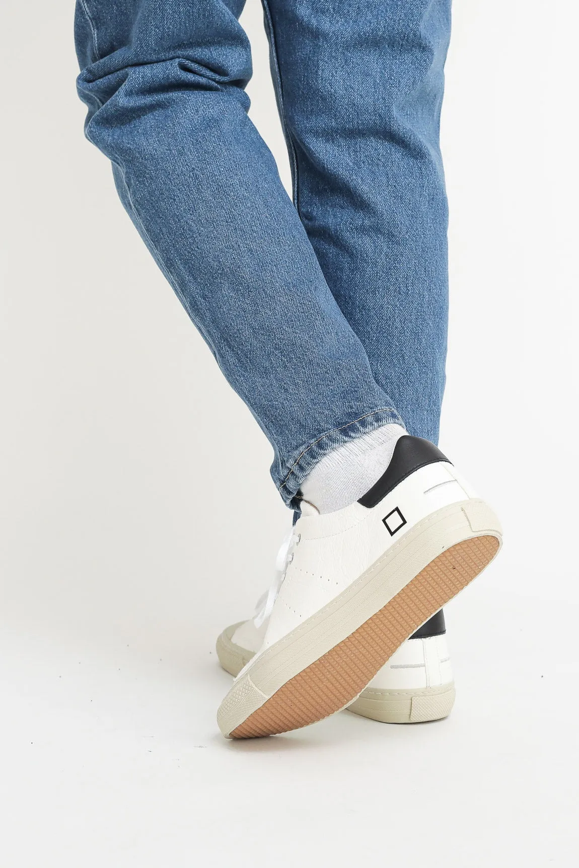 Linea Natural - White-Black