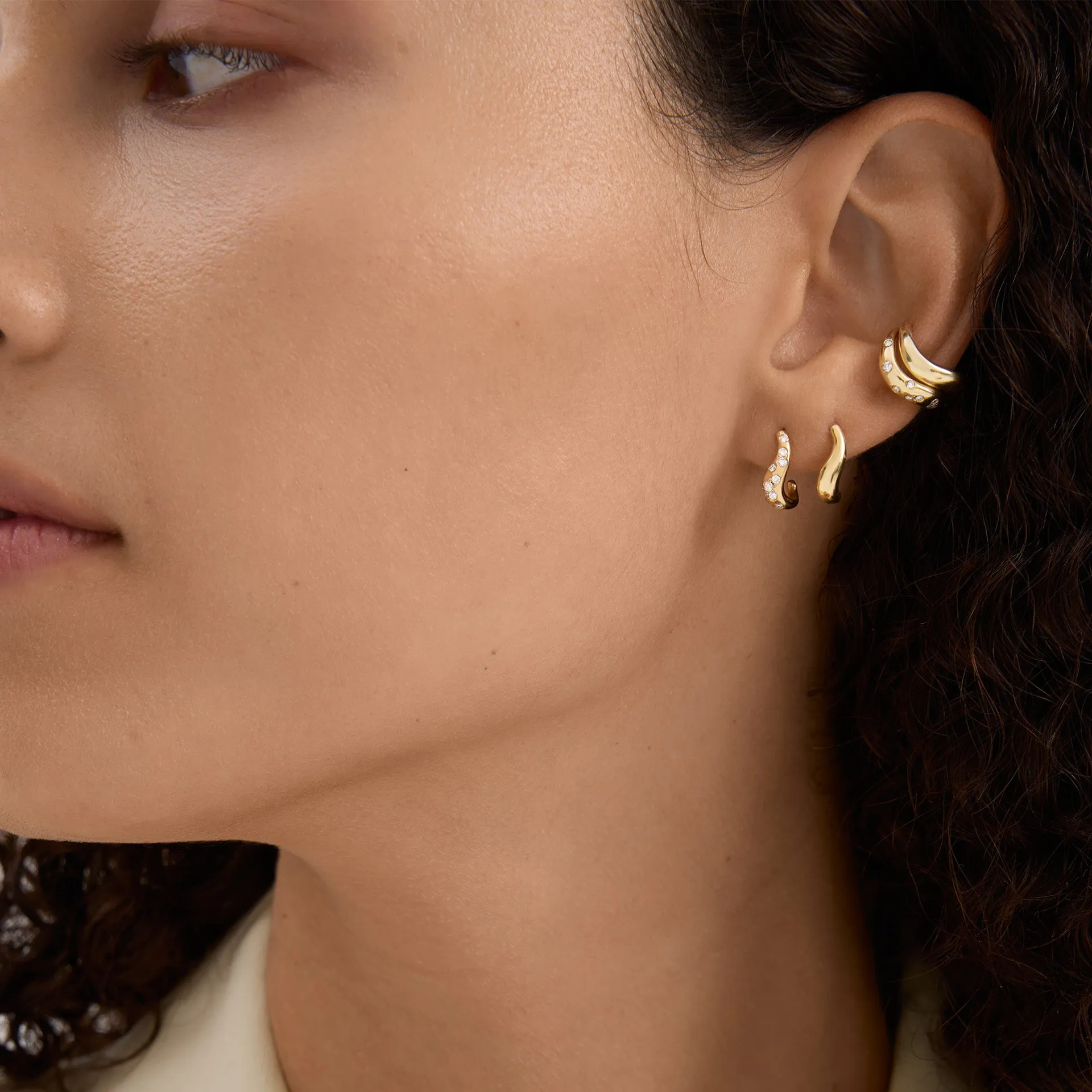 Lune Ear Cuff