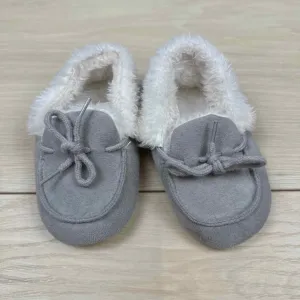 Luvable Friends FOOTWEAR slippers