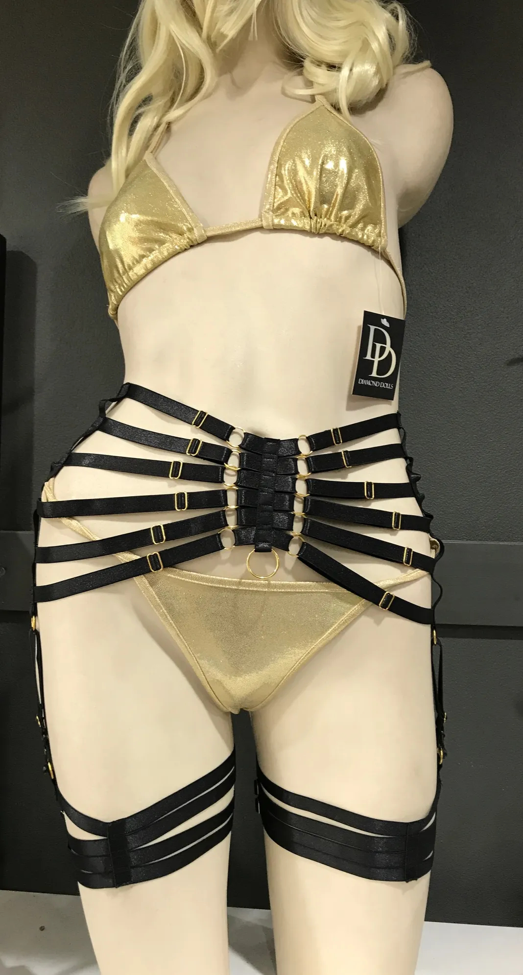 Luxe Strappy Suspender Belt