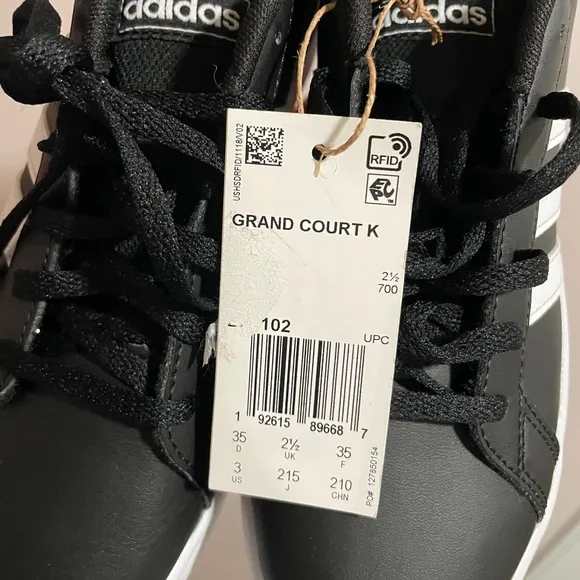 New Adidas Children Grand Court Sneakers Size 3
