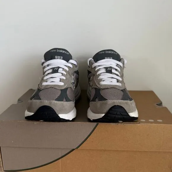 New Balance 993 Grey/White Kids Sneakers - SZ 4.5 Y- 6 W