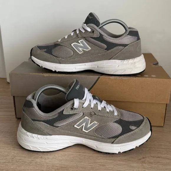 New Balance 993 Grey/White Kids Sneakers - SZ 4.5 Y- 6 W