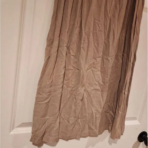 NWT PA Company Boston stretchy tan maxi skirt