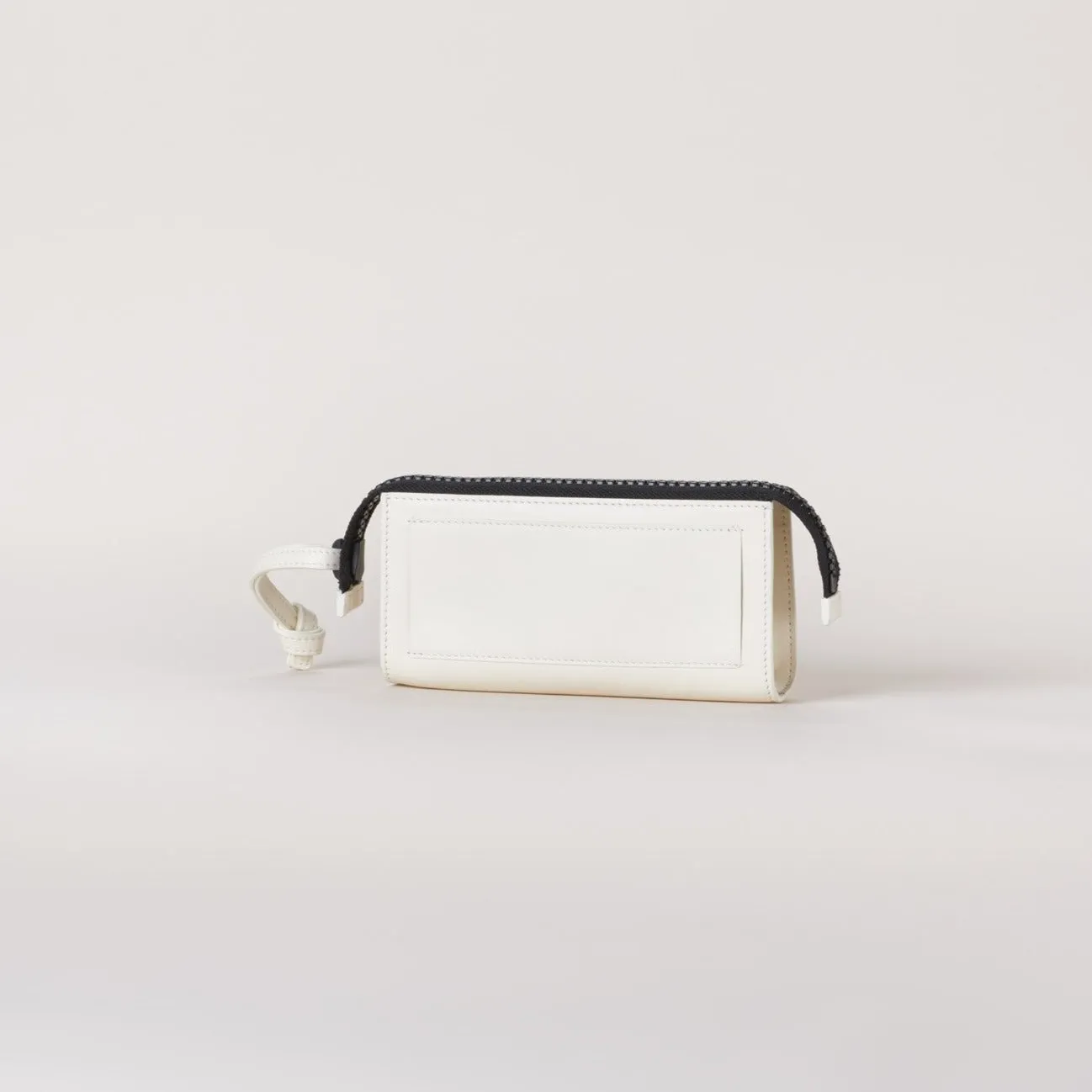 On The Go - Chalk Black