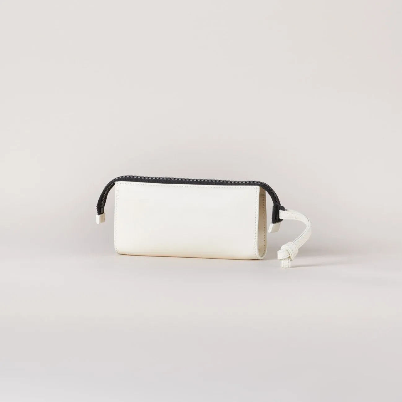 On The Go - Chalk Black
