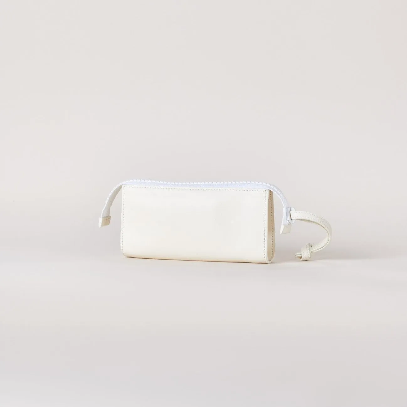 On The Go - Chalk White