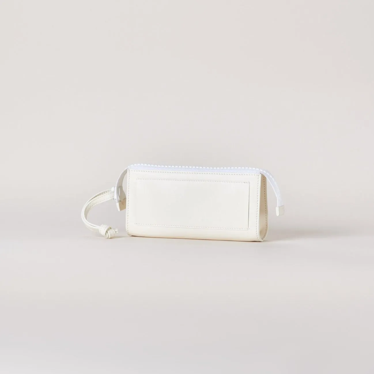 On The Go - Chalk White