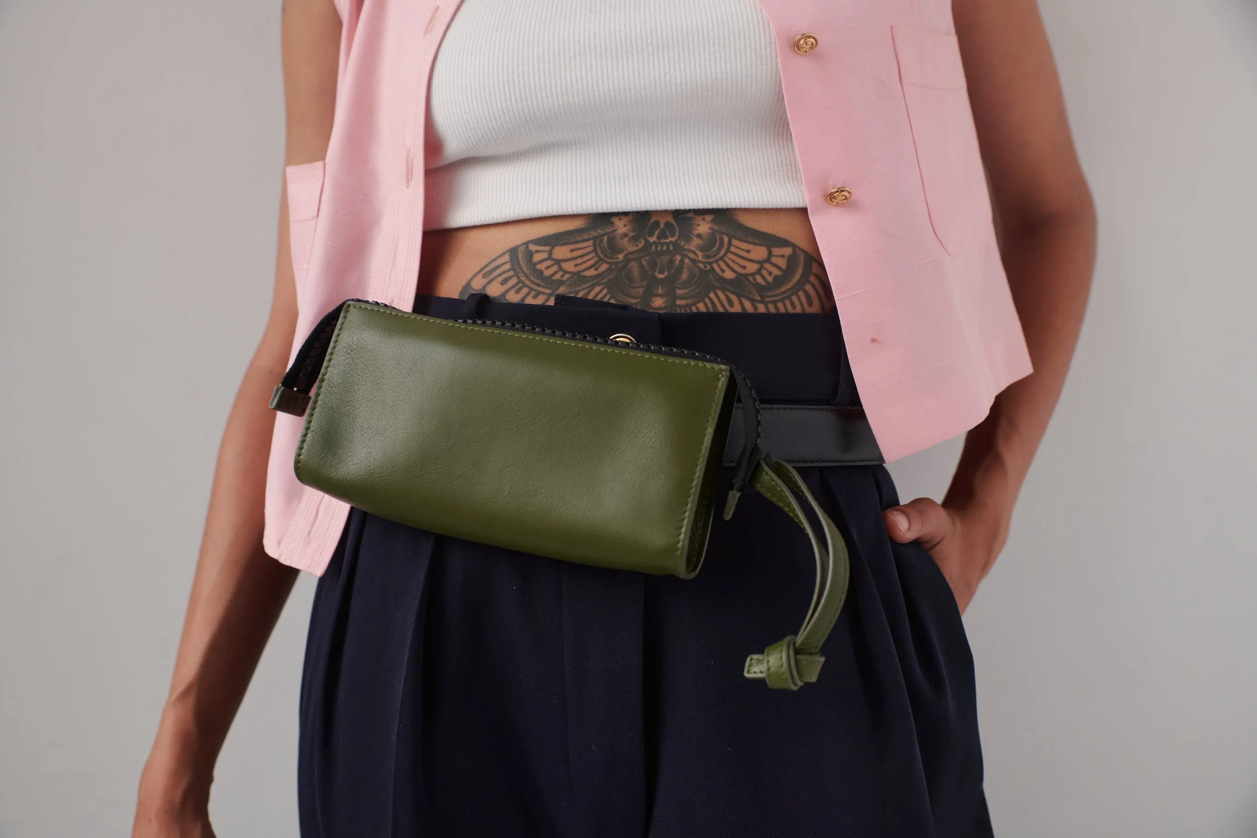 On The Go - Khaki White