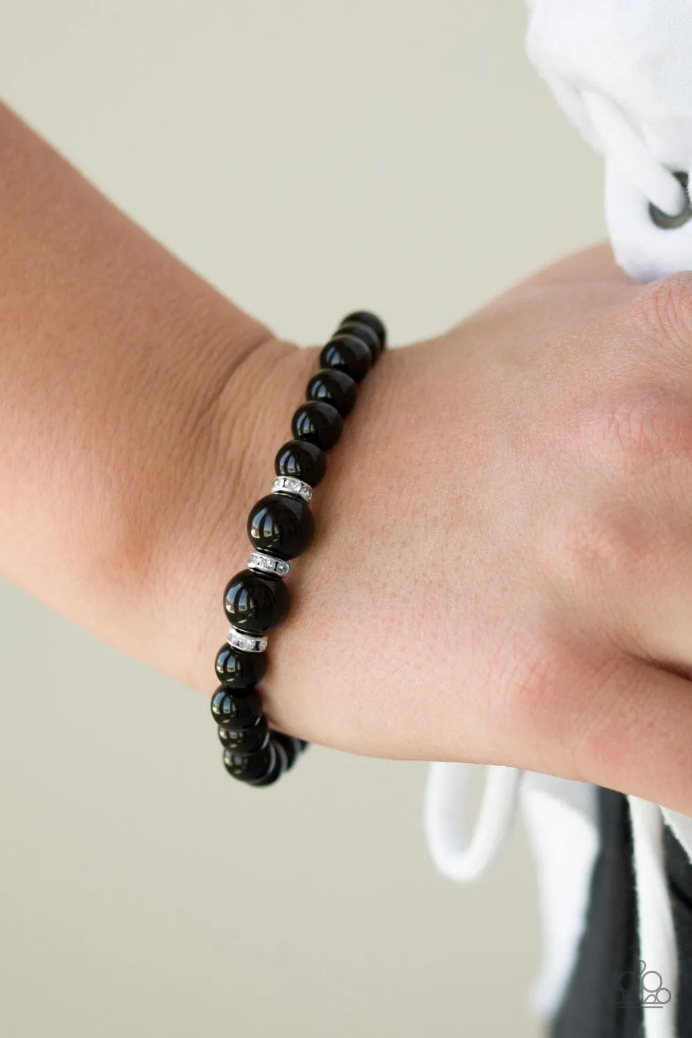 Paparazzi Royal Romance Necklace Black & Radiantly Royal Bracelet Black
