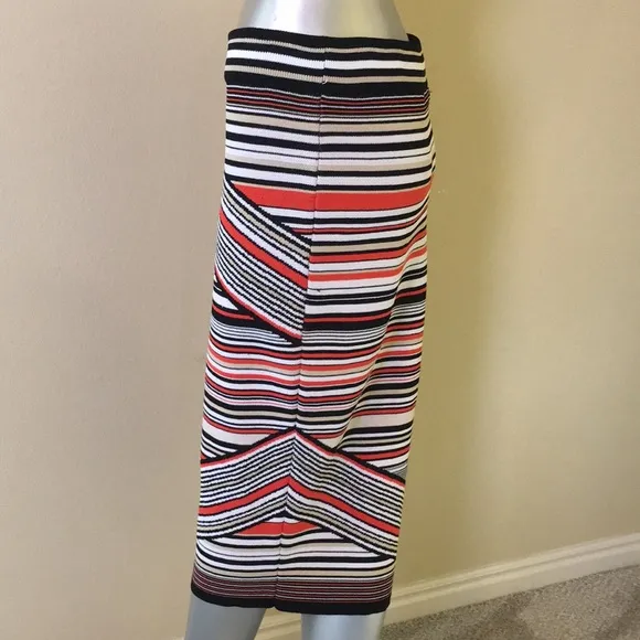 ROMEO &amp; JULIET COUTURE | Stretchy Knit Pencil Skirt