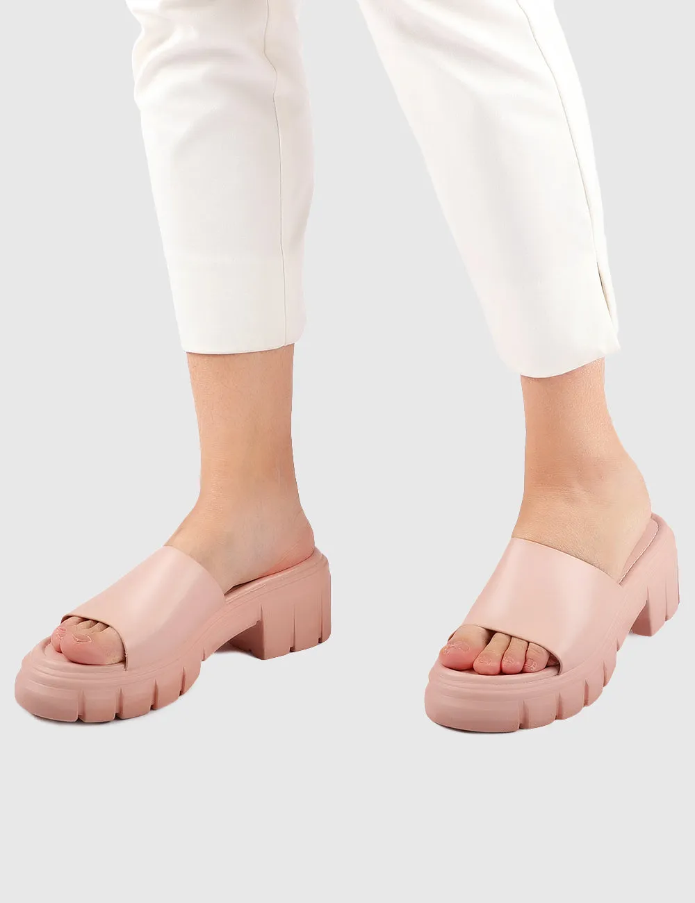 Shari Open Toe Sandals & Flip Flops (Pink)