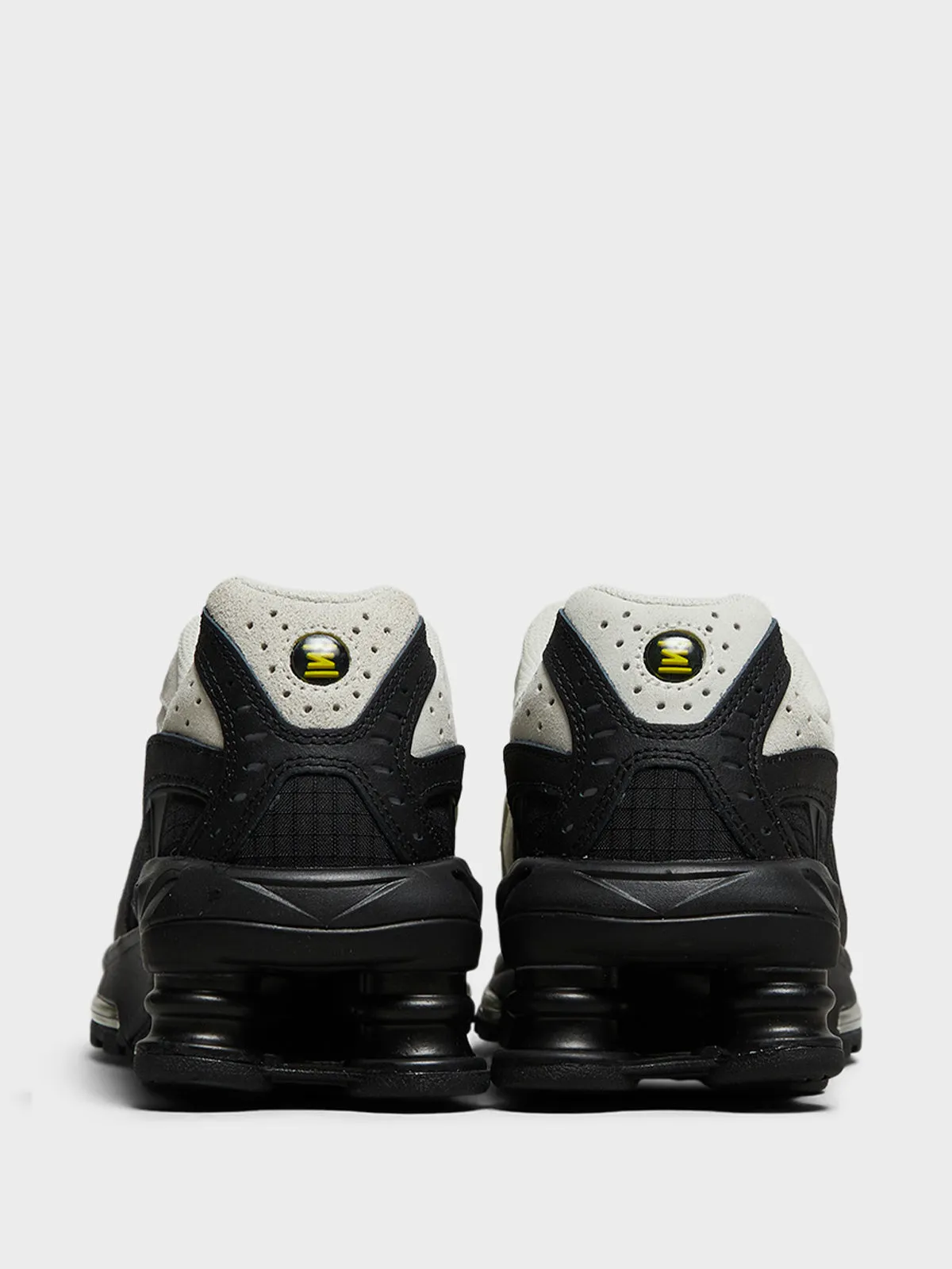 Shox Ride 2 Sneakers in Black Sail, Phantom and Reflect Silver