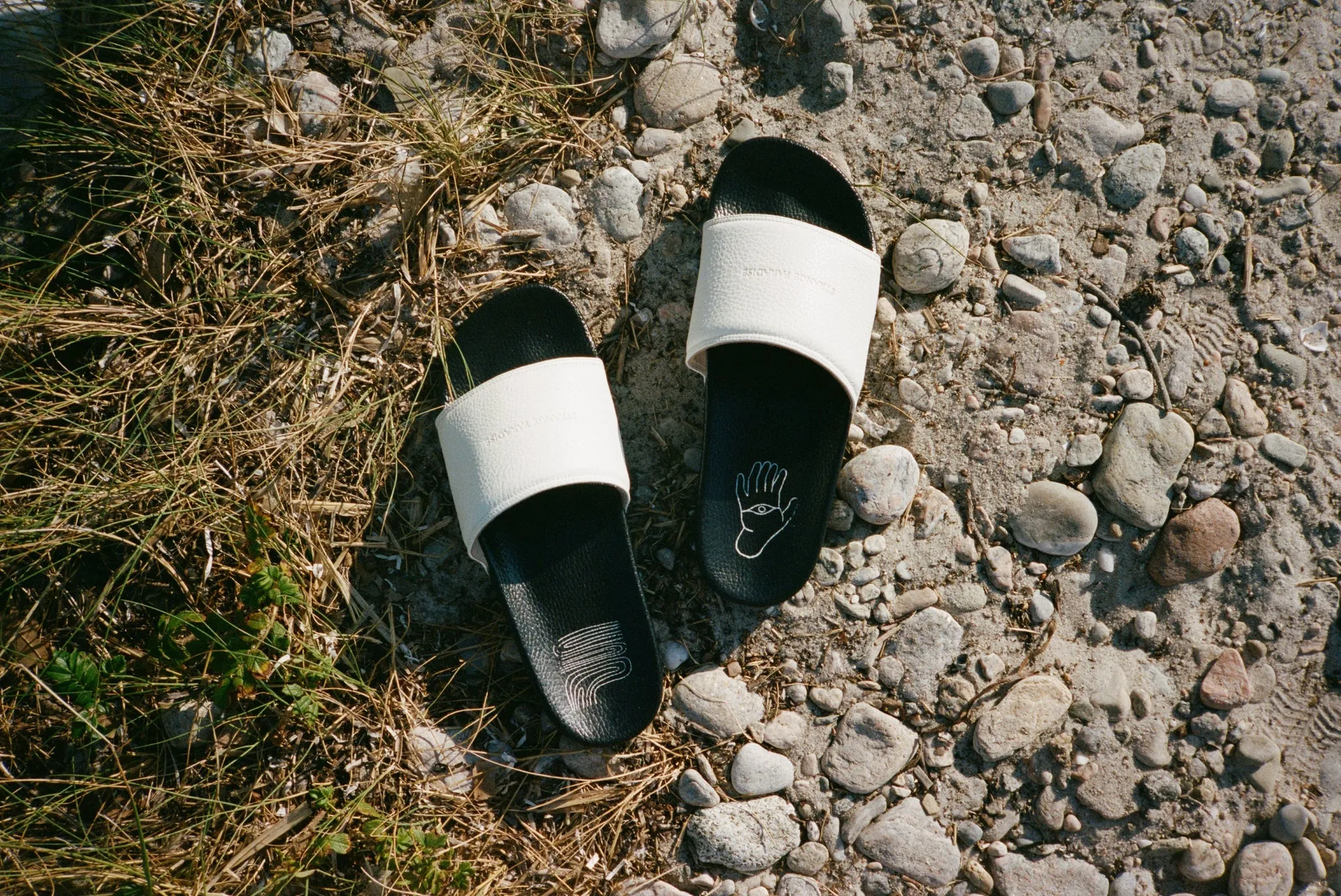 Strange Paradise Leather Sandal in Bianco