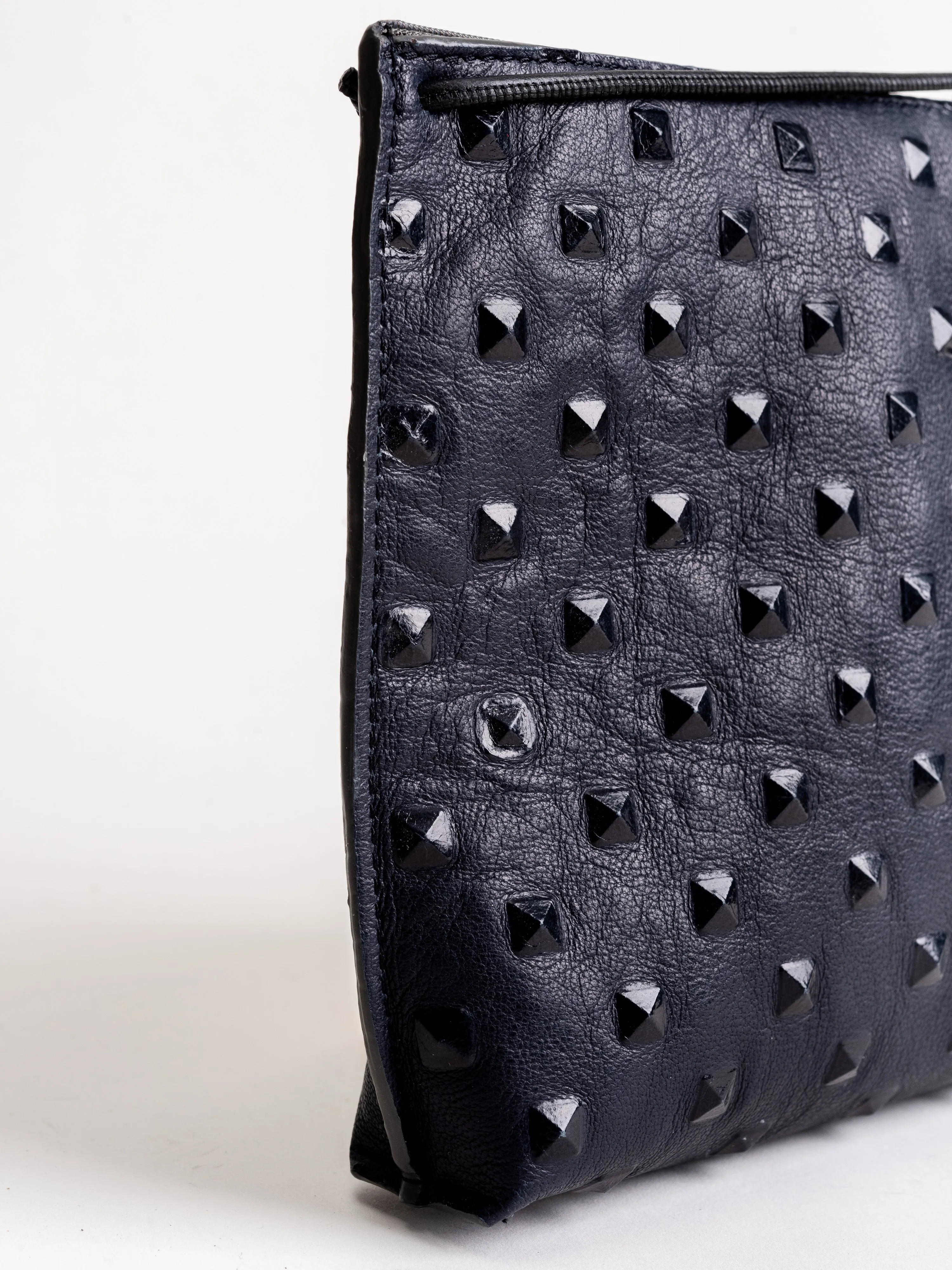 strappy pouch - navy stud