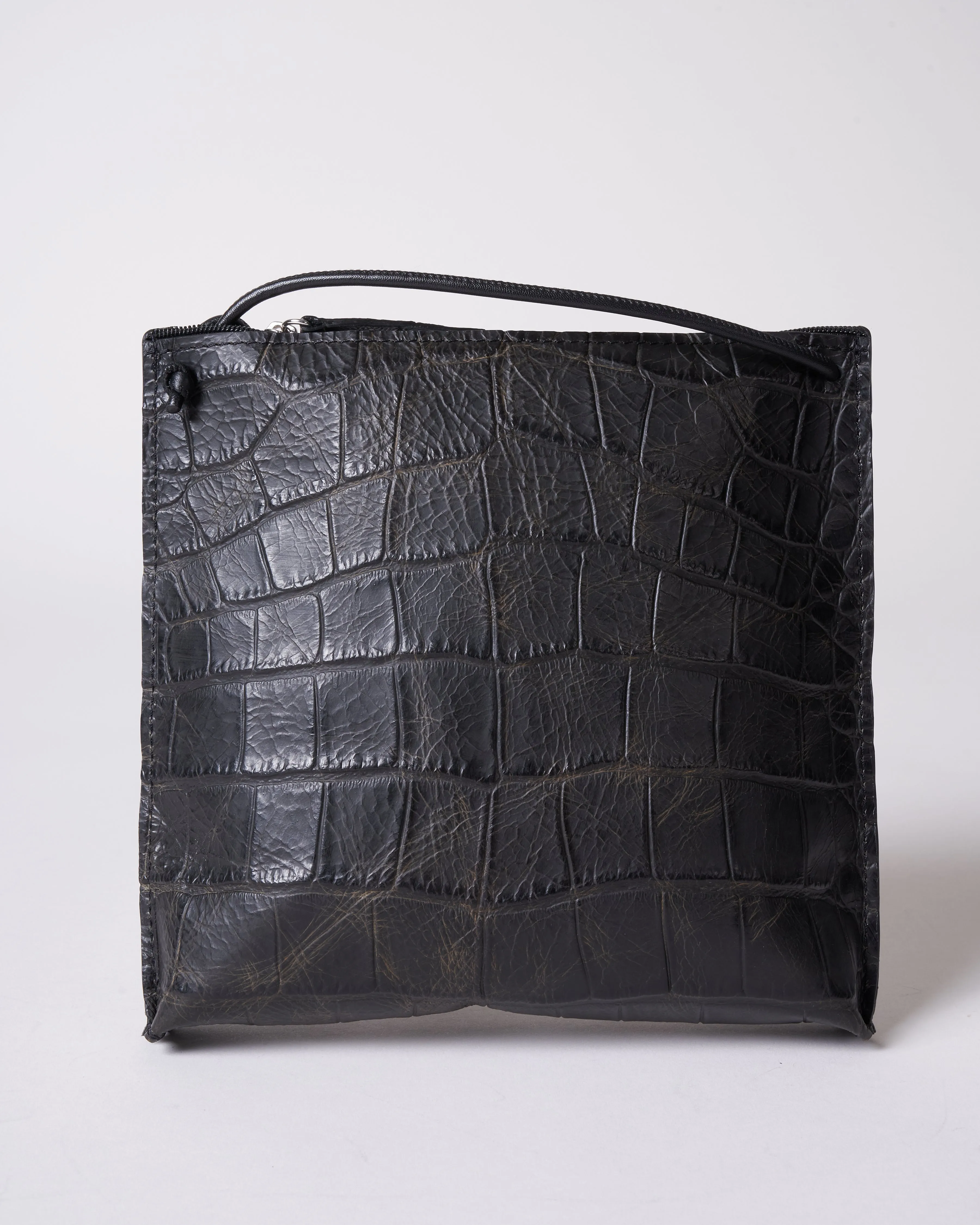 strappy pouch - vintage black gator