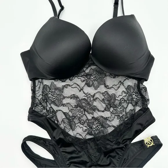 Victoria’s Secret VERY SEXY So Obsessed Lace Teddy