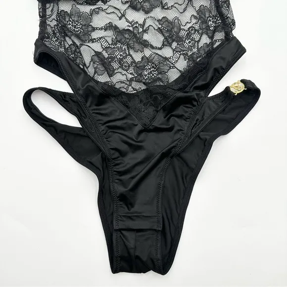 Victoria’s Secret VERY SEXY So Obsessed Lace Teddy