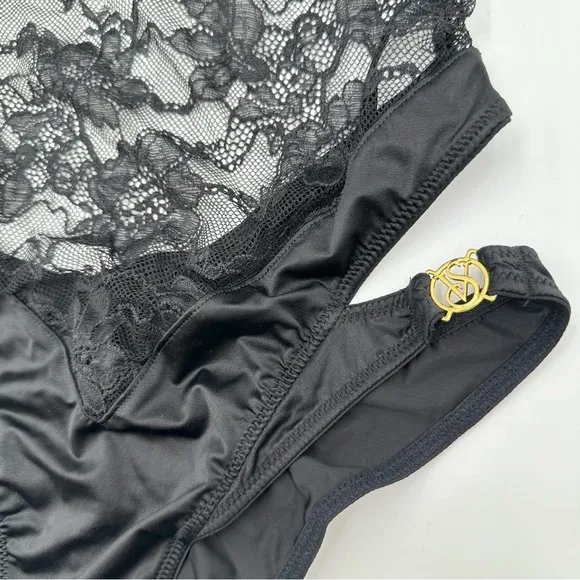 Victoria’s Secret VERY SEXY So Obsessed Lace Teddy